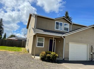 132 E 5th St, Molalla, OR 97038