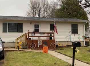 912 5th St SW, Independence, IA 50644