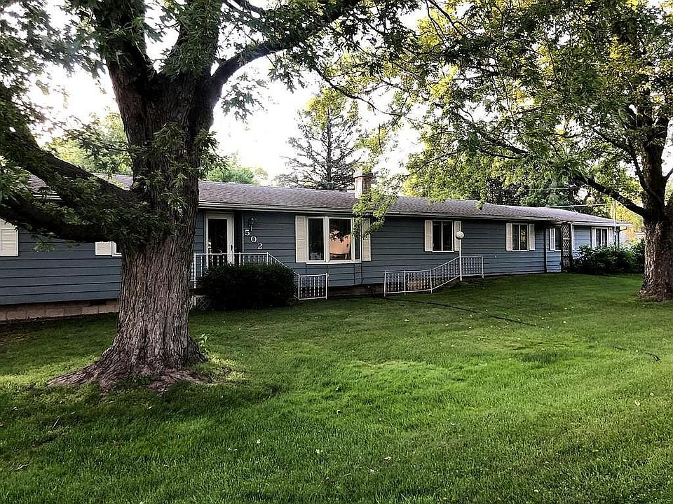 1st image of 502 Lakeview Ln