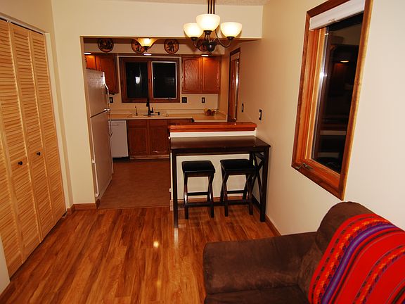 5th image of 7410 Longworth Dr