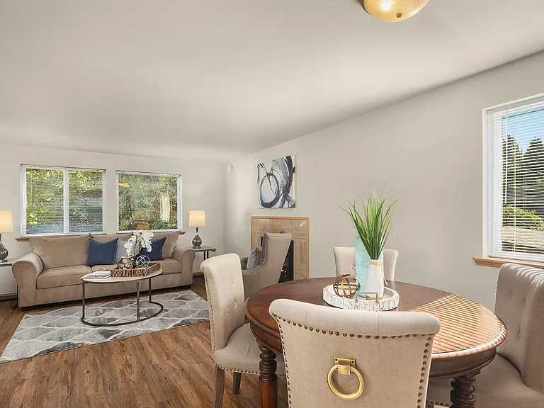 Attractive open floorplan.