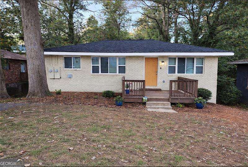1st image of 1341 Pine Ave
