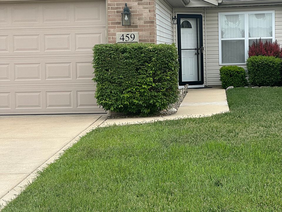 1st image of 459 W 77th Ave