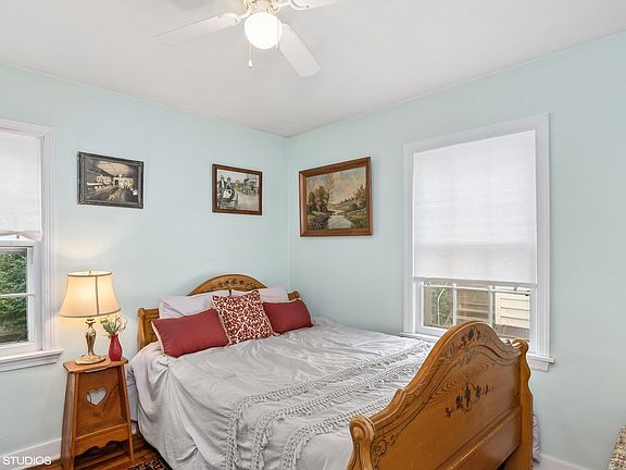 5th image of 258 N Lincoln Ave