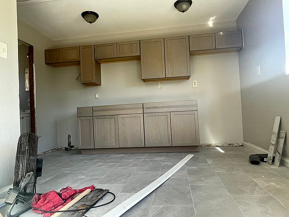3rd image of 10006 N Brooks St #B