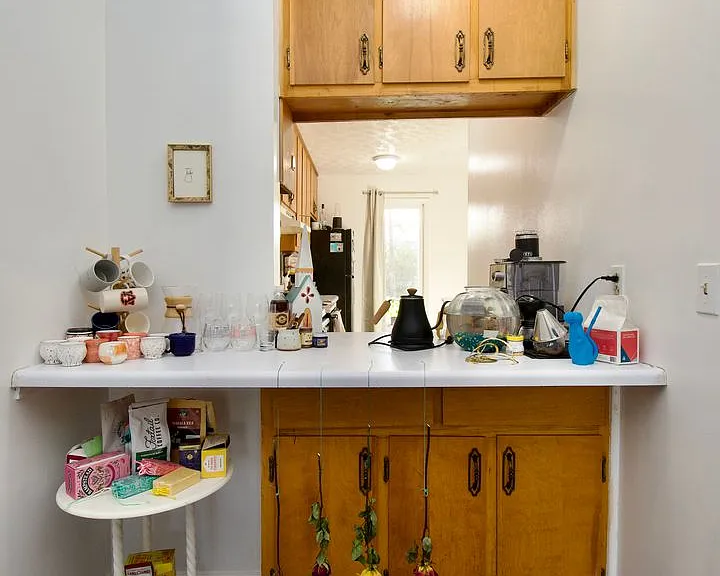 210 N Ross St #A — Photo 16