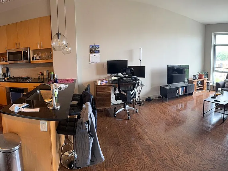 700 Harrison Ave #607 — Photo 3