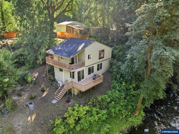 30 N North Bridge Rd, Otis, OR 97368