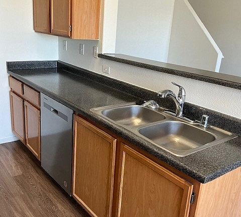 3rd image of 5452 Cactus Thorn Ave #0