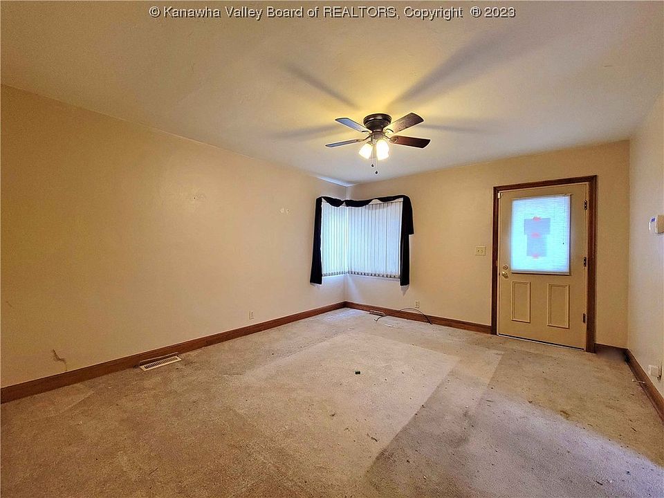 450 18th St, Dunbar, WV 25064 Zillow