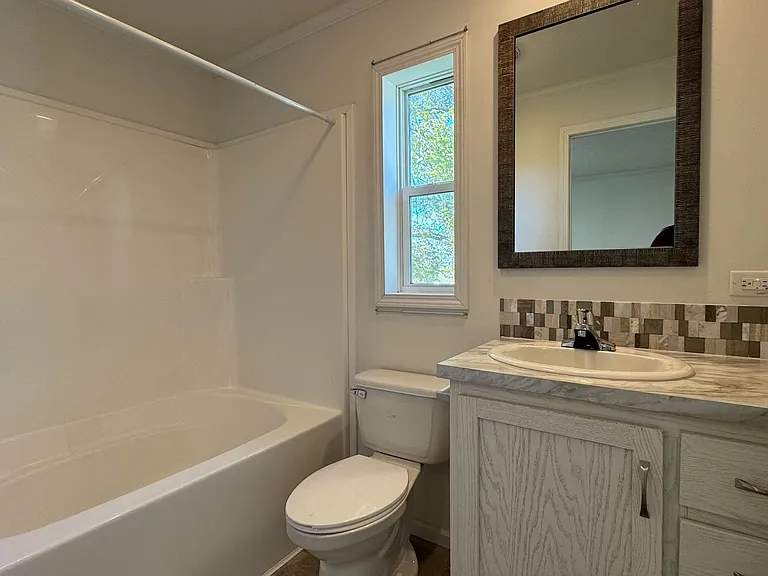 105 20th St NW #200 — Photo 15