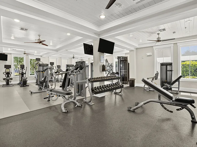 Novus Westshore — Photo 9