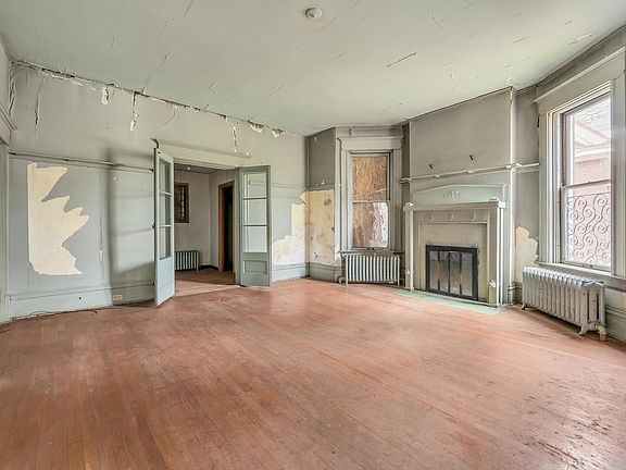5th image of 124 S Ashland Ave