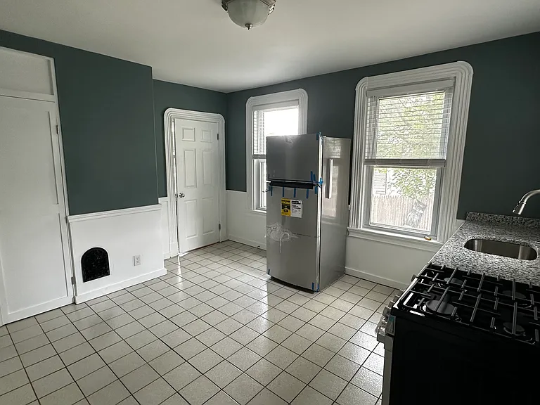 22 Federal Ave #1 — Photo 11
