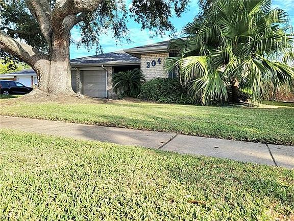2nd image of 304 Yenni Dr