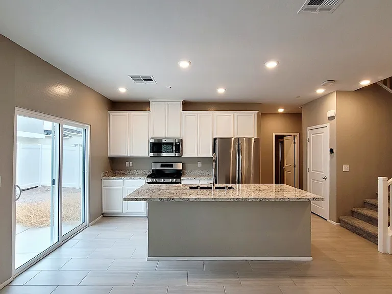544 Teovani St #916 — Photo 3