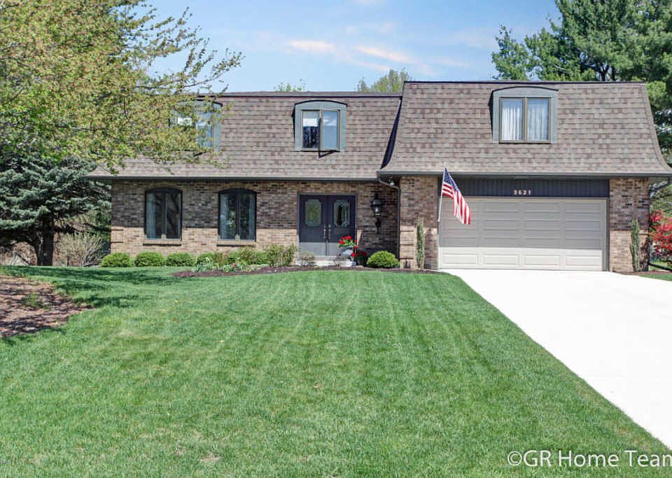 1st image of 2621 Northboro Ct NE