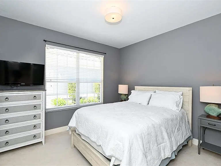 7131 Kensington Ct — Photo 30