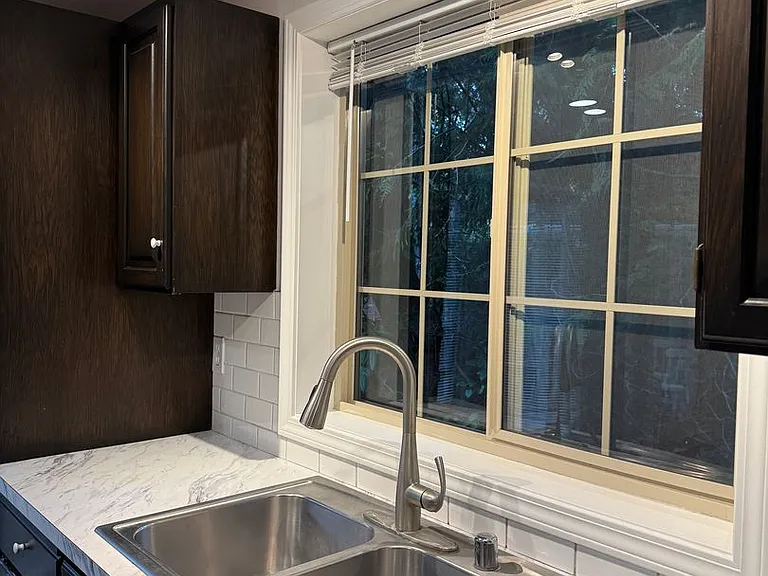 20780 Terasse Dr NW — Photo 5