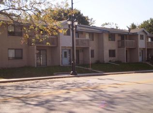 500 W State St, Fox Lake, WI 53933