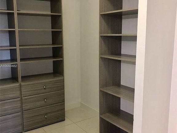 5th image of 1300 Saint Charles Pl APT 104