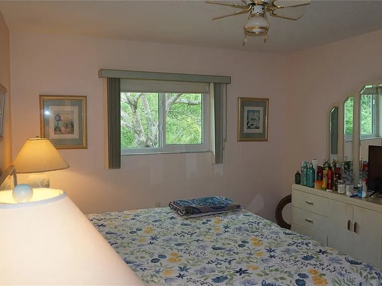 7616 Danube Dr — Photo 10