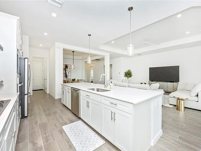 17662 Santorini Ct — Photo 8