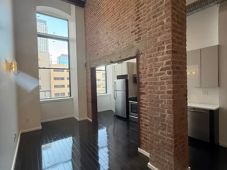 726-28 Market St #206 — Photo 3