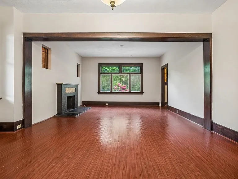 5405 Trafalgar St — Photo 10