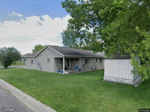 312 7th St NW, New Richland, MN 56072