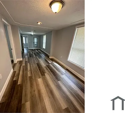 326 Claude St