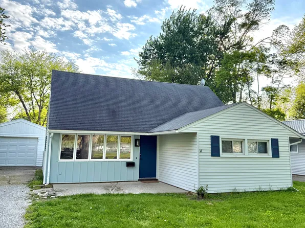 1004 Elm St, Perrysburg, OH 43551