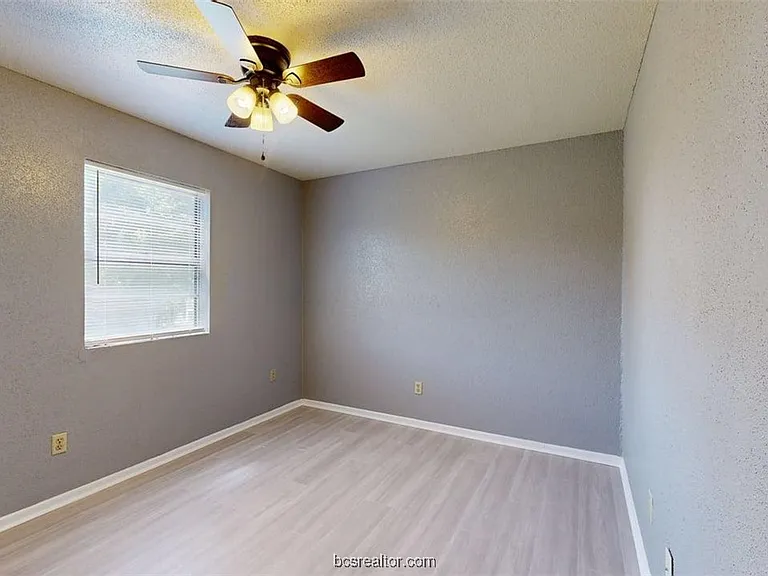 1524 Pine Ridge Dr #B — Photo 10