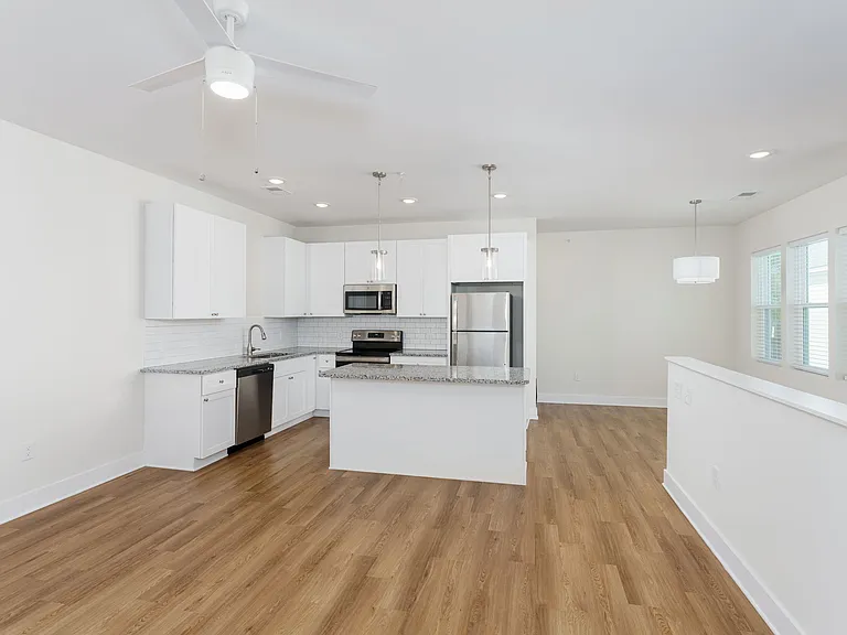 816 Nixon St #D — Photo 6