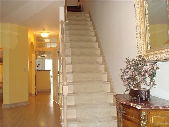 4th image of 5840 N Saint Johns Ct