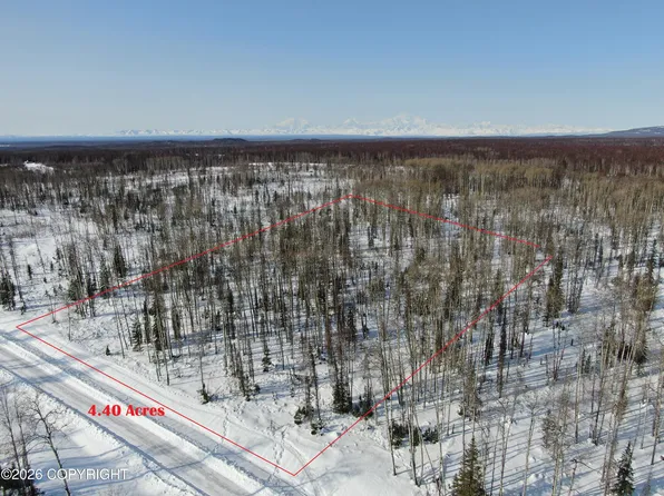 17825 E Yeldarb Ave, Talkeetna, AK 99676