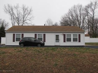 61 Korman Rd, Bayville, NJ 08721