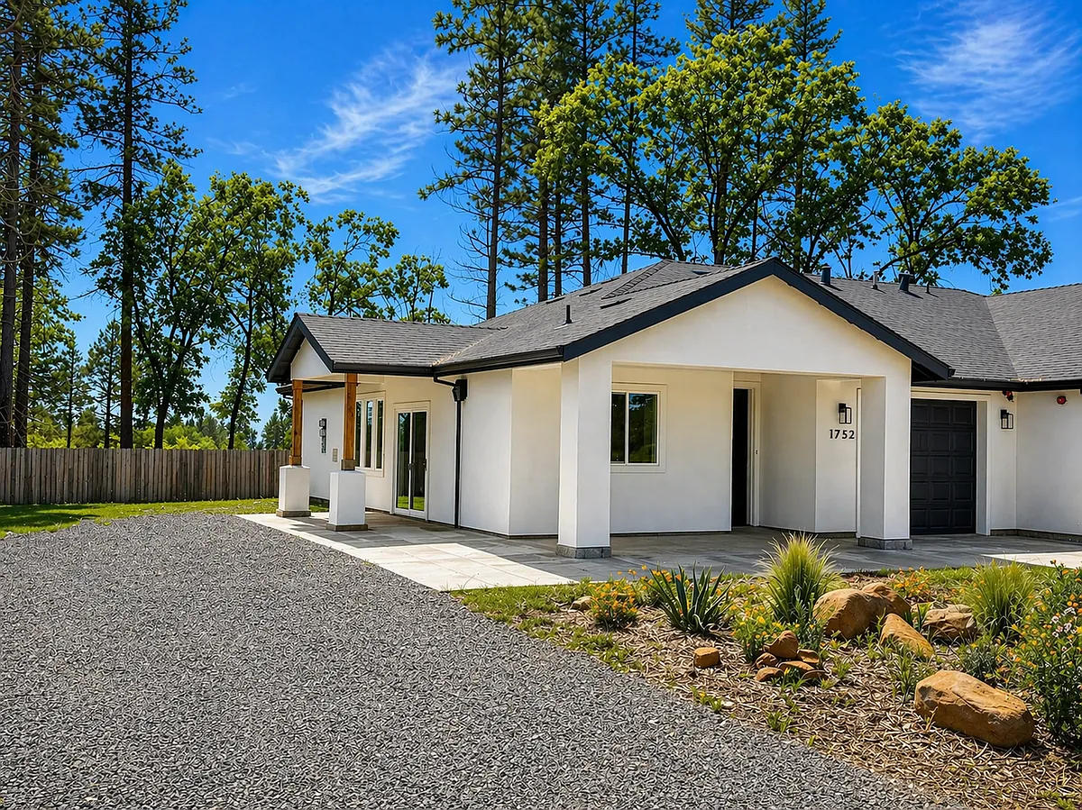 Building Photo - 1752 Whitaker Rd