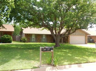 2409 Mount Vernon Rd, Enid, OK 73703