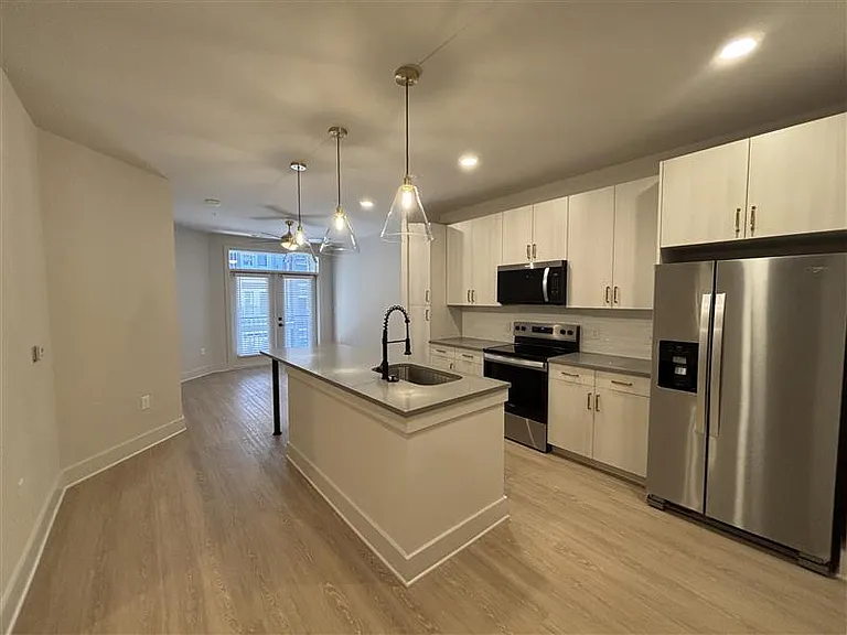 District on the Etowah Apartments — Photo 673