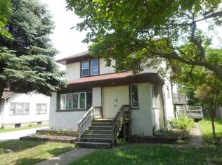 518 E 12th St, Lockport, IL 60441