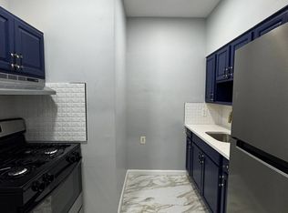 117 Wade St APT 2A, Jersey City, NJ 07305