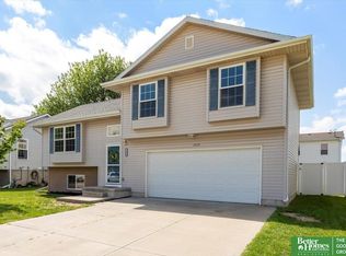 5638 Redtail Rd, Council Bluffs, IA 51501