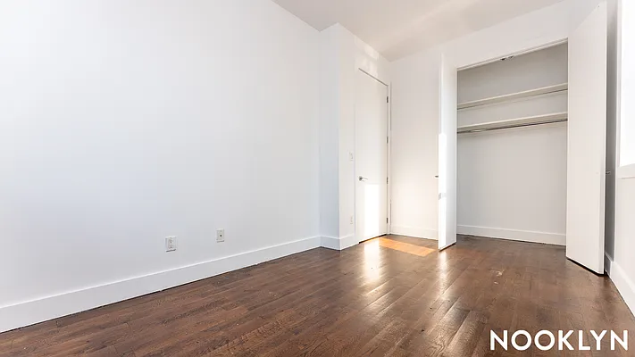 Rented by Nooklyn NYC LLC | media 25