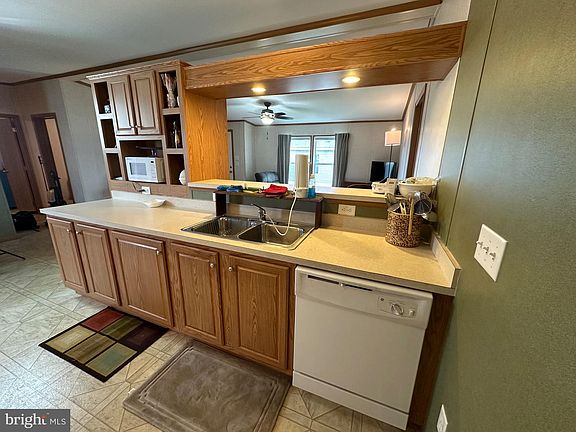 4th image of 206 Chesapeake Est