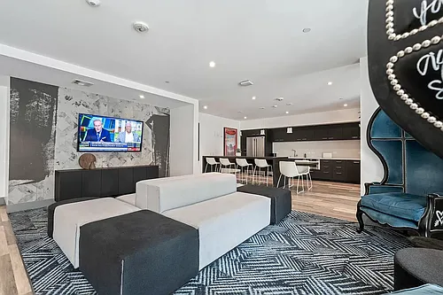 Floor plan Prestige Suite 212A-INT