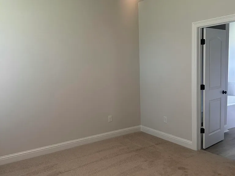 7719 Claymont Cir — Photo 12