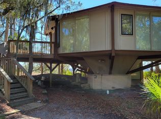 880 Fiddlers Ridge Rd, Fripp Island, SC 29920