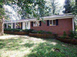 258 Iroquois Rd, Oak Ridge, TN 37830