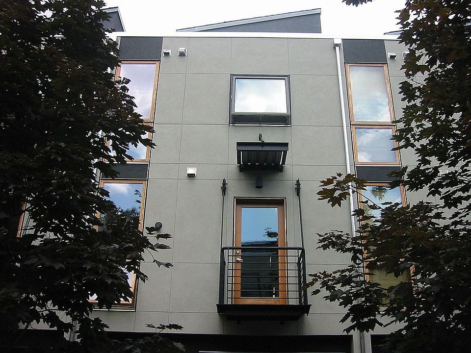dining-balcony